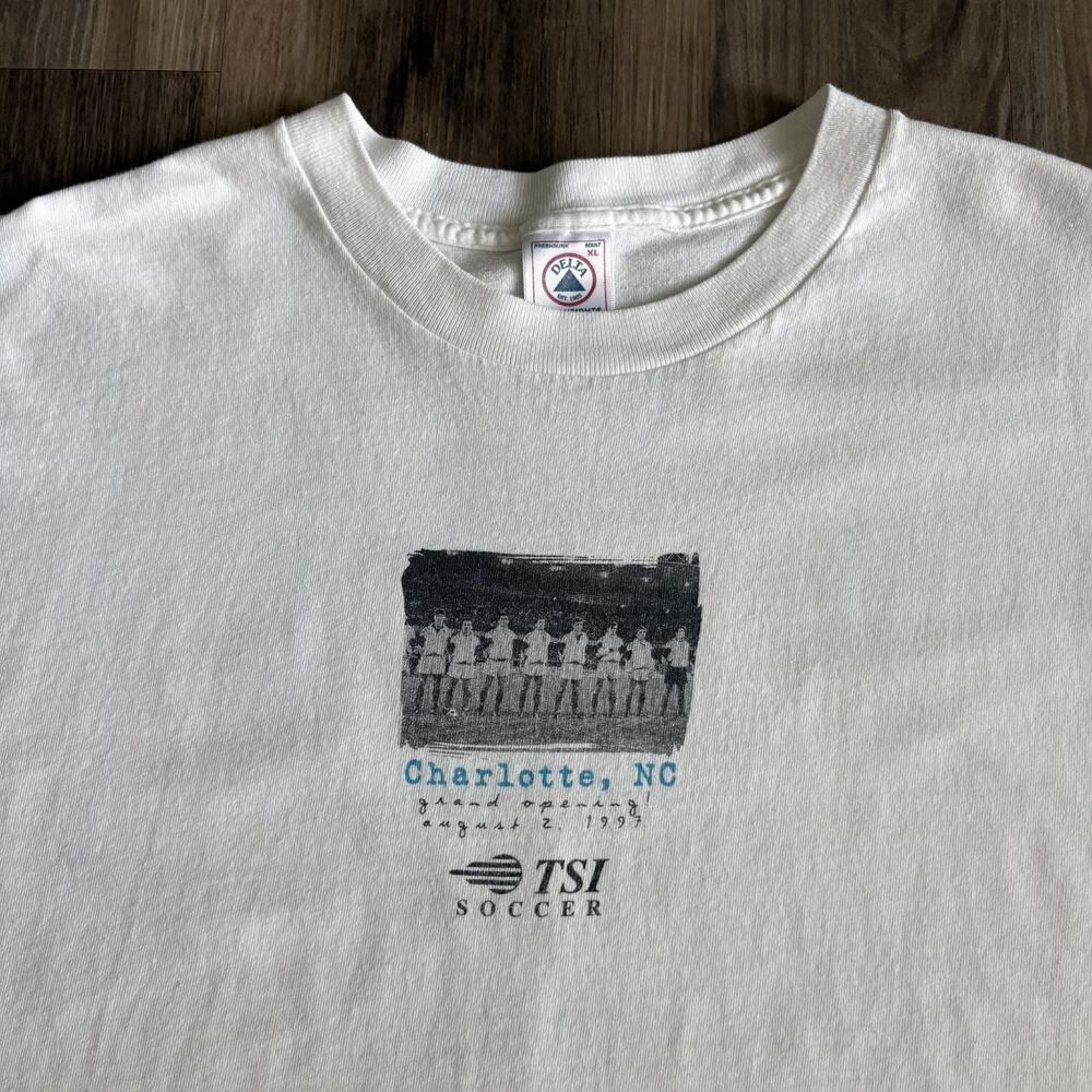 Vintage Soccer T-Shirt Men's Size XL White 1997 TSI Charlotte NC Store Promo